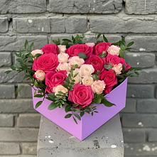 Цветочная композиция из Розы в коробке в Романовке
