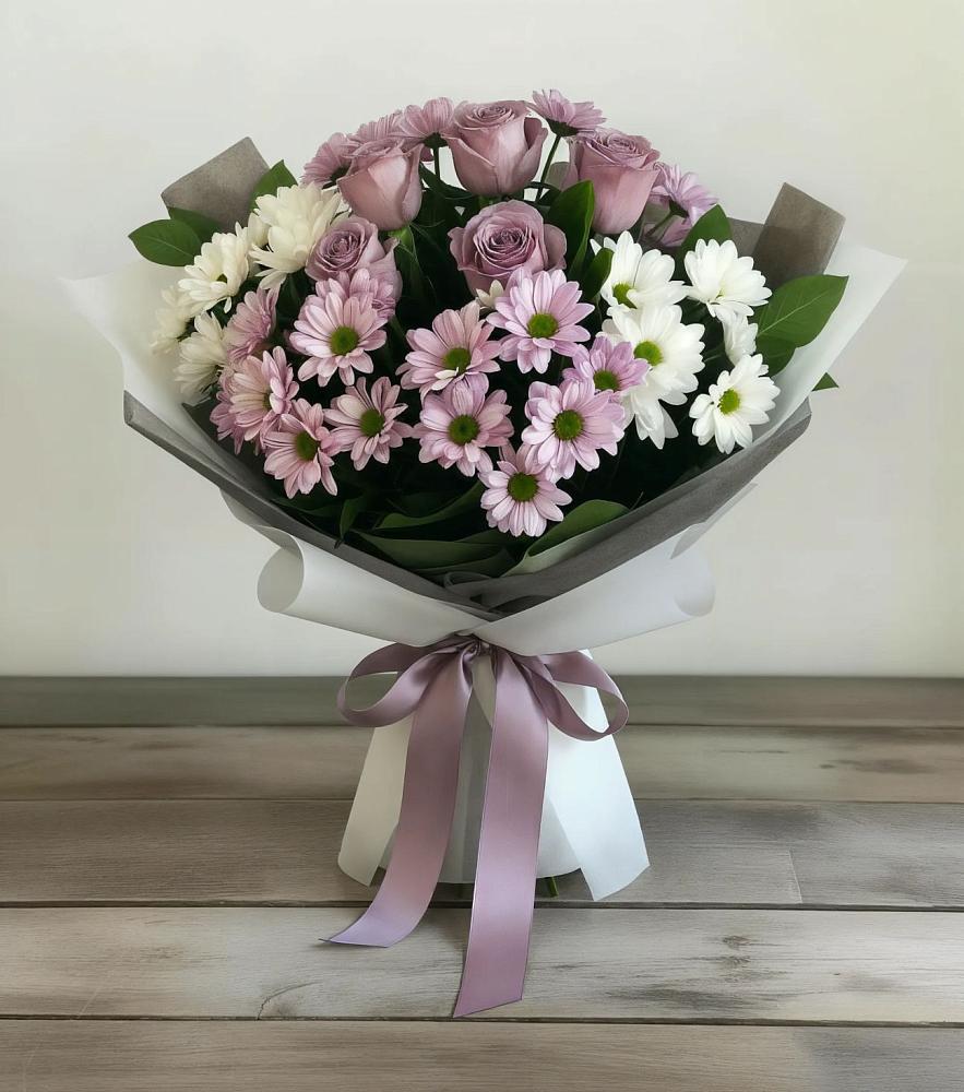 Букет цветов из: Хризантемы и Розы в Романовке