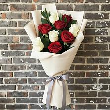 Букет цветов из:  Розы в Романовке