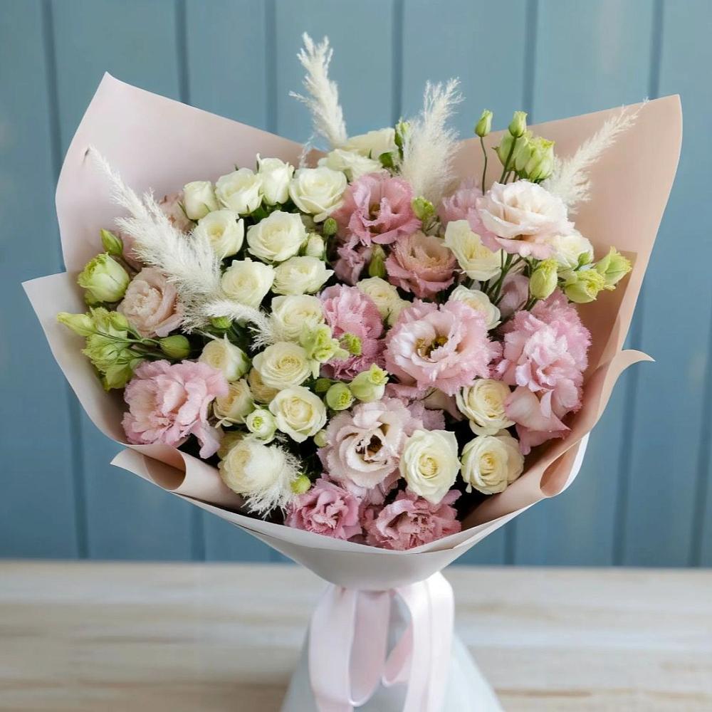 Букет цветов из: Альстромерии и Розы в Романовке