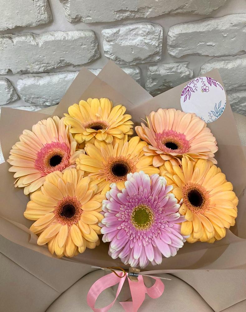 Букет цветов из: Герберы в Романовке