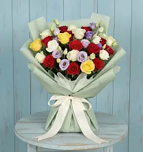 Букет цветов из:  Розы в Романовке
