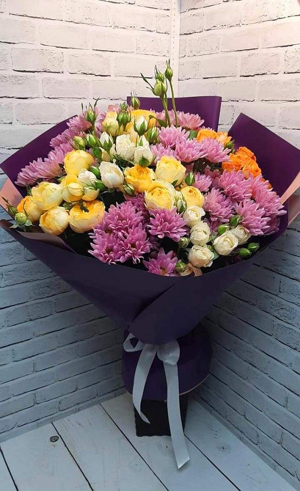 Букет цветов из: Хризантемы и Розы в Романовке
