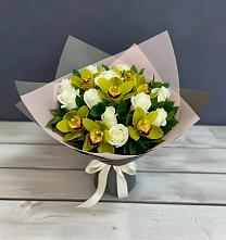 Букет цветов из:  Орхидеи и Розы в Романовке