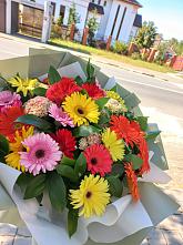 Букет цветов из:  Герберы #REPLACE_PRED# Романовке