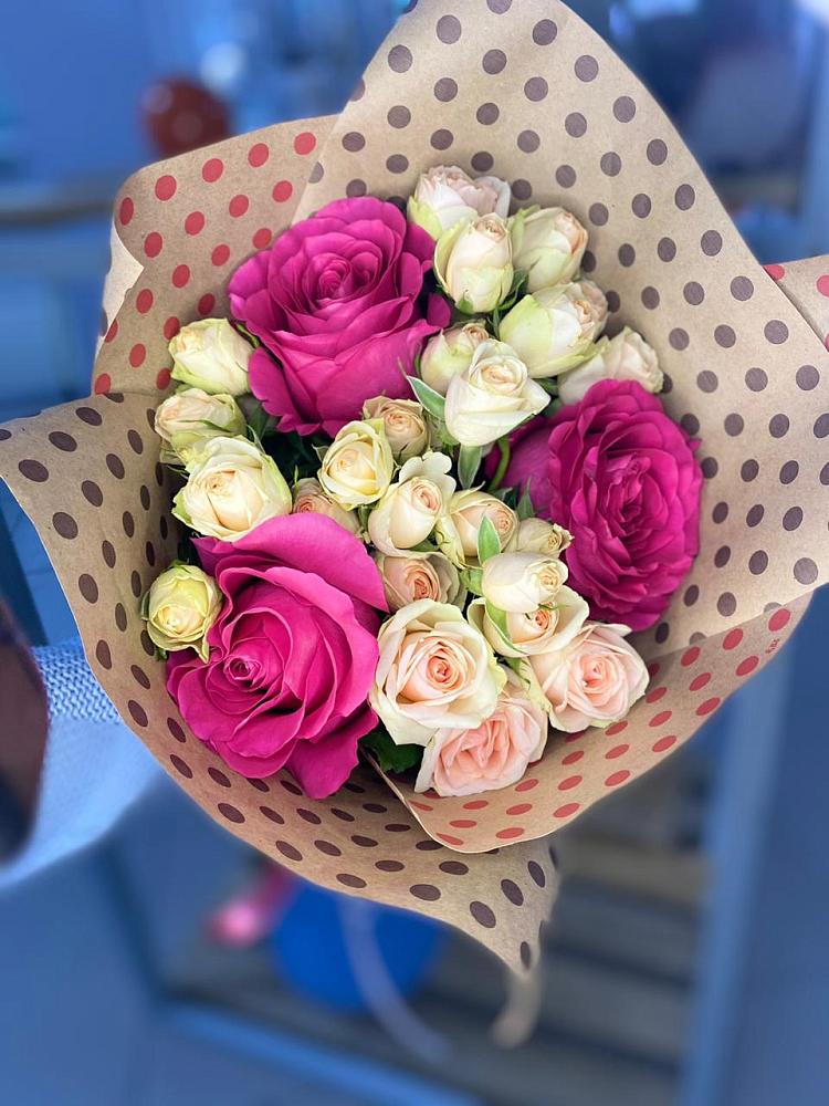 Букет цветов из: Розы в Романовке