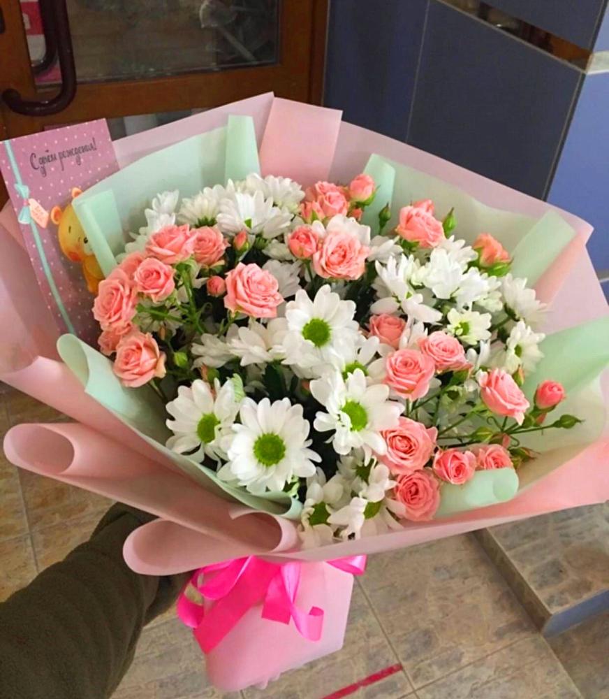 Букет цветов из: Розы и Хризантемы в Романовке