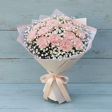 Букет цветов из:  Гвоздики в Романовке