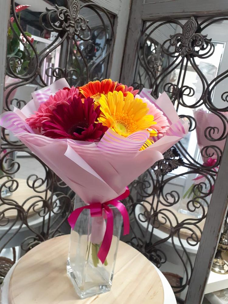 Букет цветов из: Герберы в Романовке