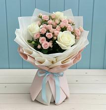 Букет цветов из:  Розы в Романовке