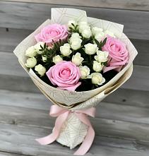 Букет цветов из:  Розы в Романовке