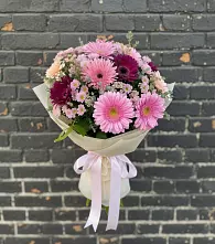 Букет цветов из:  Герберы и Хризантемы в Романовке