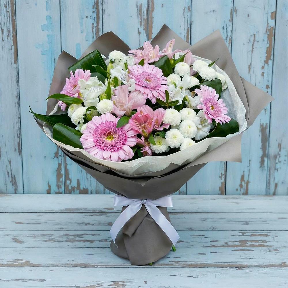 Букет цветов из: Герберы, Альстромерии и Хризантемы в Романовке