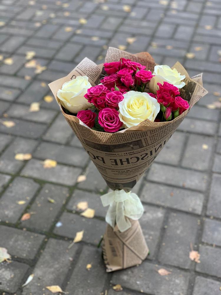 Букет цветов из: Розы в Романовке