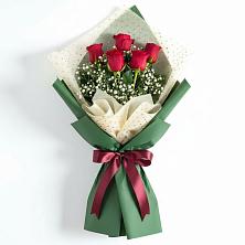 Букет цветов из:  Розы в Романовке