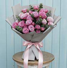 Букет цветов из:  Розы в Романовке